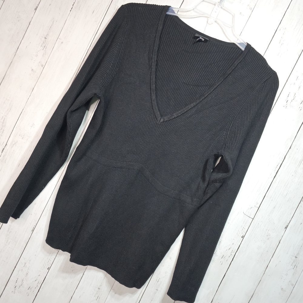Torrid Women's Black Ribbed V-Neck Rayon Knit Sweater Size 3X Long Sleeve. - Picture 4 of 10